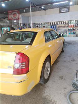 کرایسلەر 300